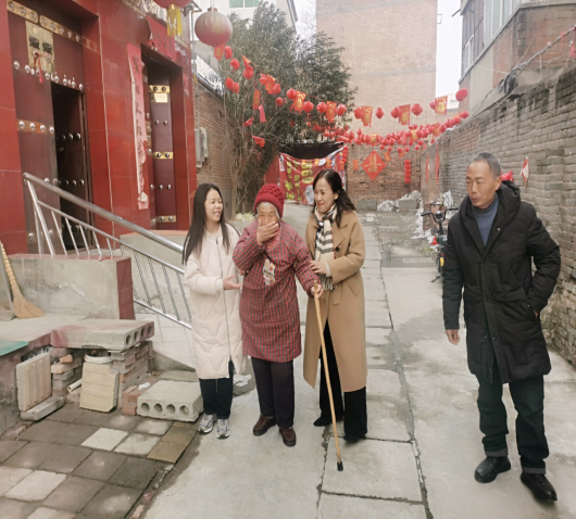 瑟瑟冬日 暖暖溫情——公司黨委、工會(huì)開展“送溫暖、送祝福”活動(dòng)
